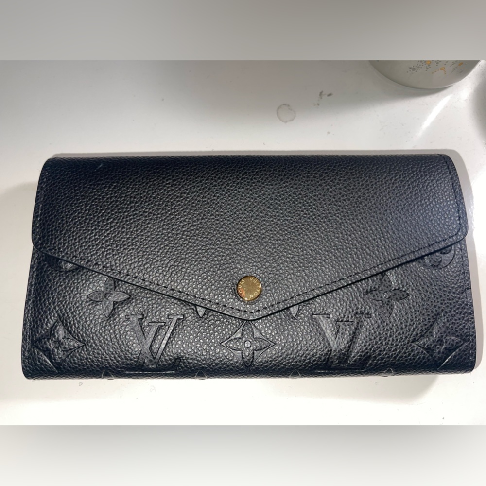 Louis Vuitton Sarah wallet
